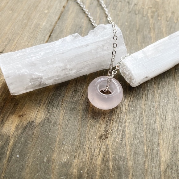 Pink Quartz donut pendant 925 silver stamped/worry stone - Picture 3 of 10